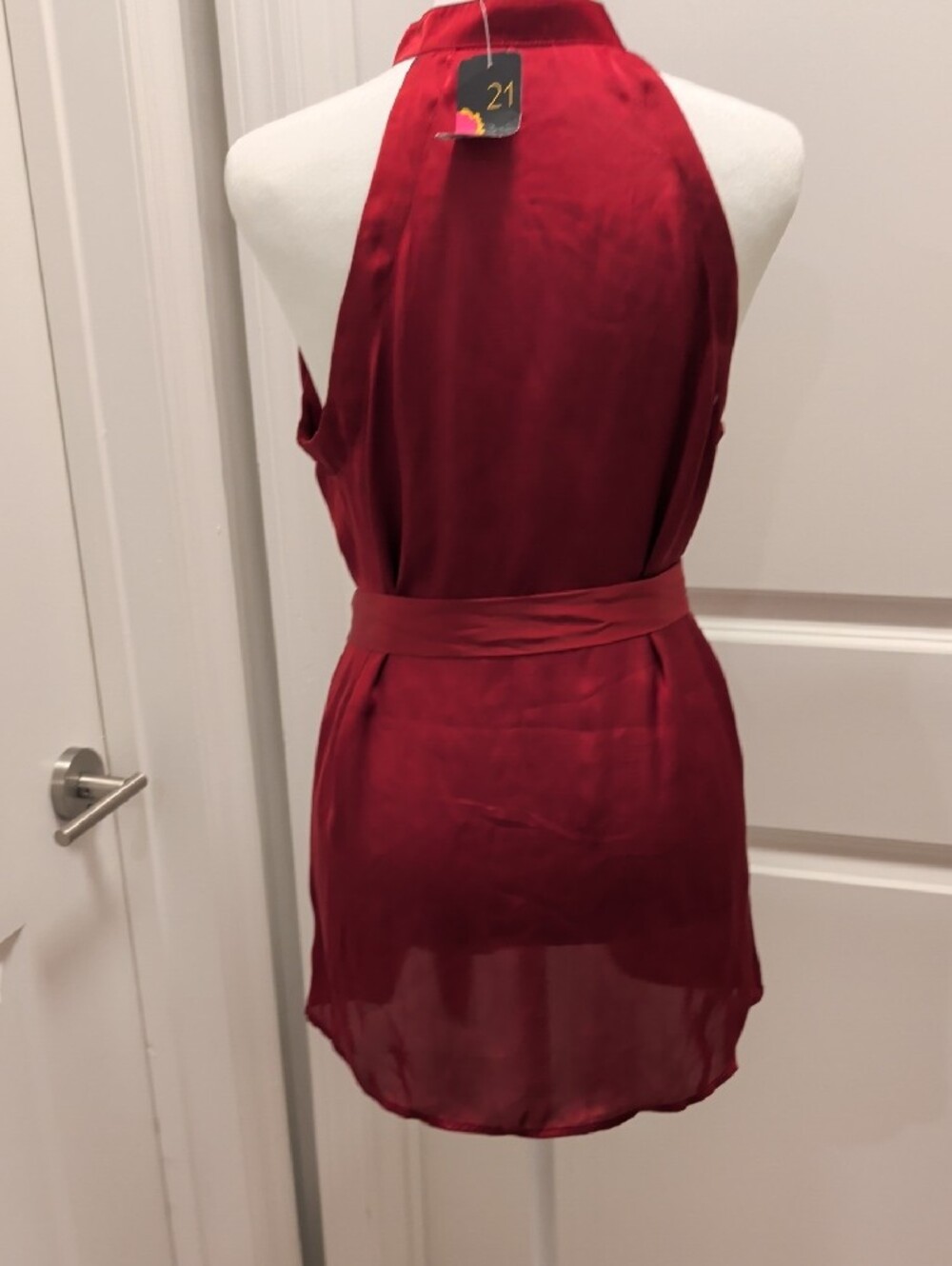 Forever 21- Size Large Sleeveless Ruffled Halter Satin Tunic Blouse in Deep Red - Picture 5 of 9